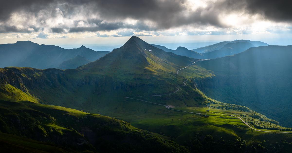 tour du volcan du cantal