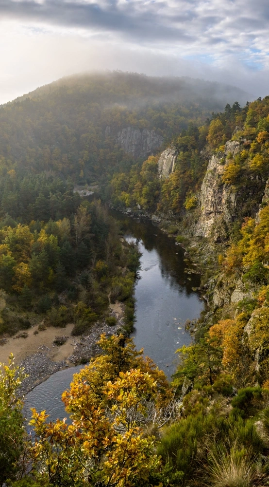 bannière Le GR®3, source et gorges de la Loire