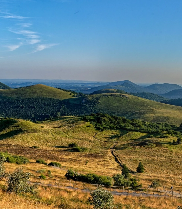 bannière Le tour de la chaîne des Puys - GR® 441