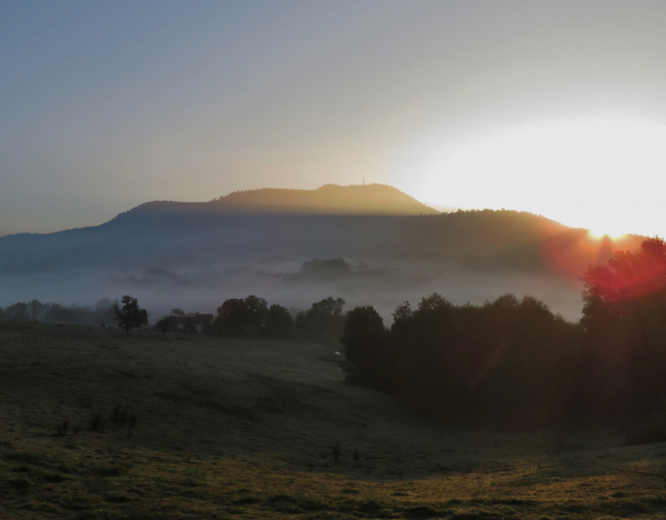 Lever de soleil sur l'Ormont   - &copy;Jean-Michaël Choserot